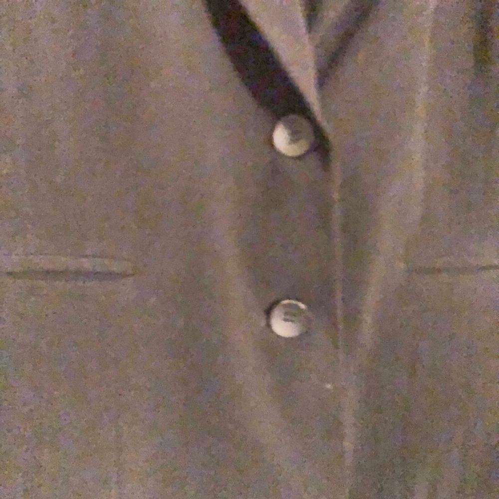 Two button blazer - Picture 3 of 4